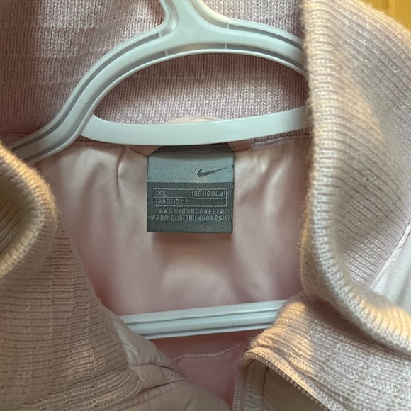 Nike Puffer Vest EUC! - Picture 3 of 3